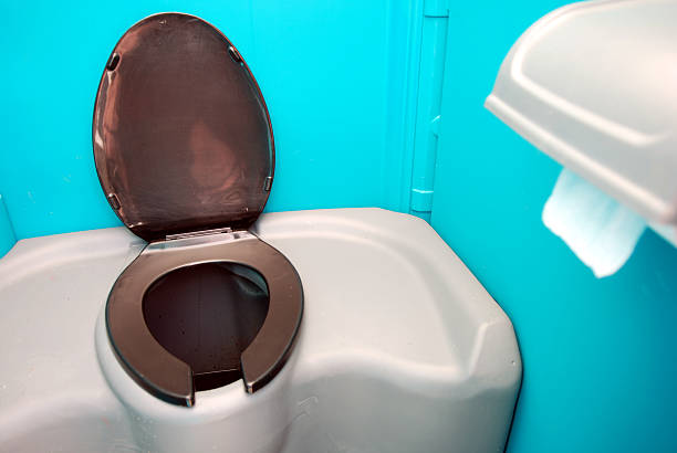 Best Portable restroom trailer rental  in Palatka, FL